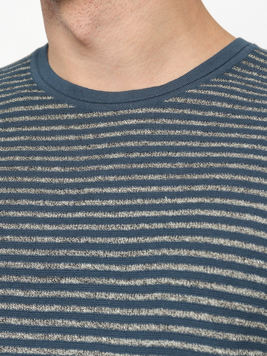 Джемпер в полоску